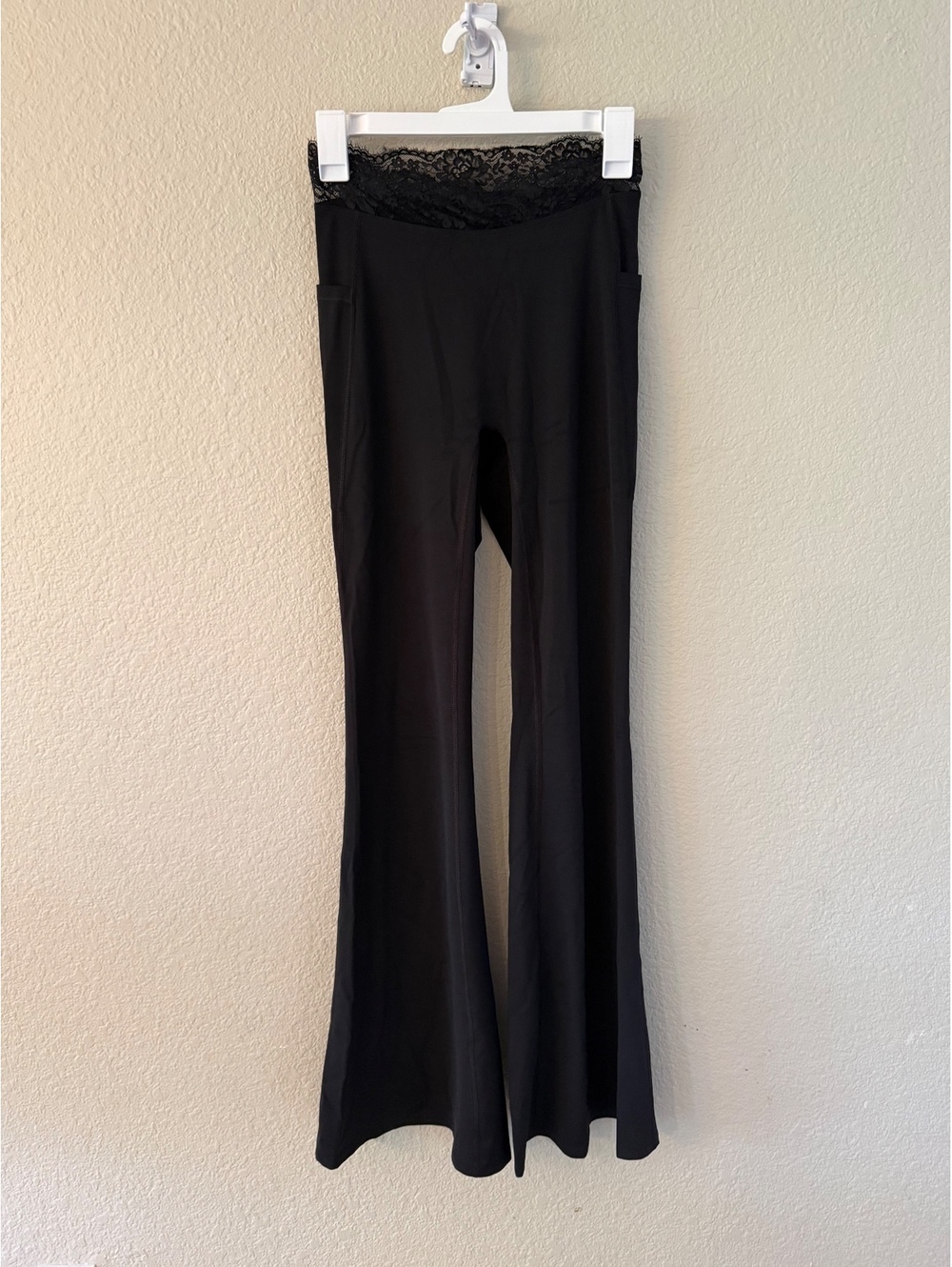 Halara Small Tall Lace Top Flare Leg Black Pant